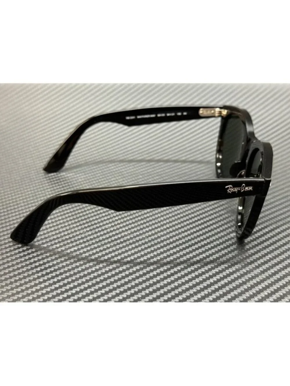 New Ray-Ban Men Black Sunglasses 54-21-150